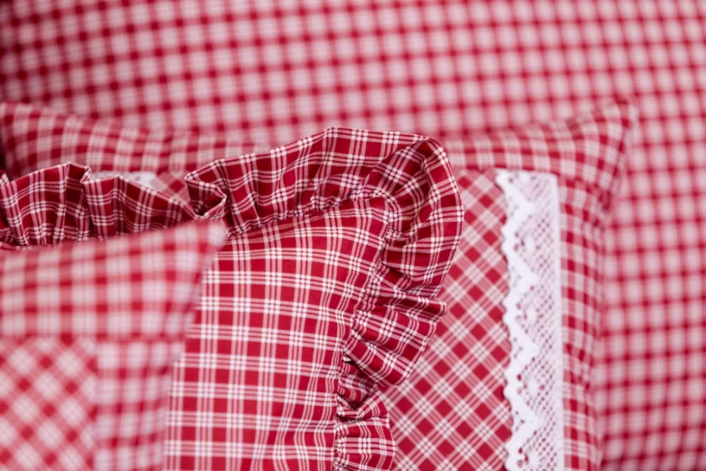 Krepové povlečení ČERVENÁ KOSTIČKA pozitiv - 1x 200/200, 2x 70/90