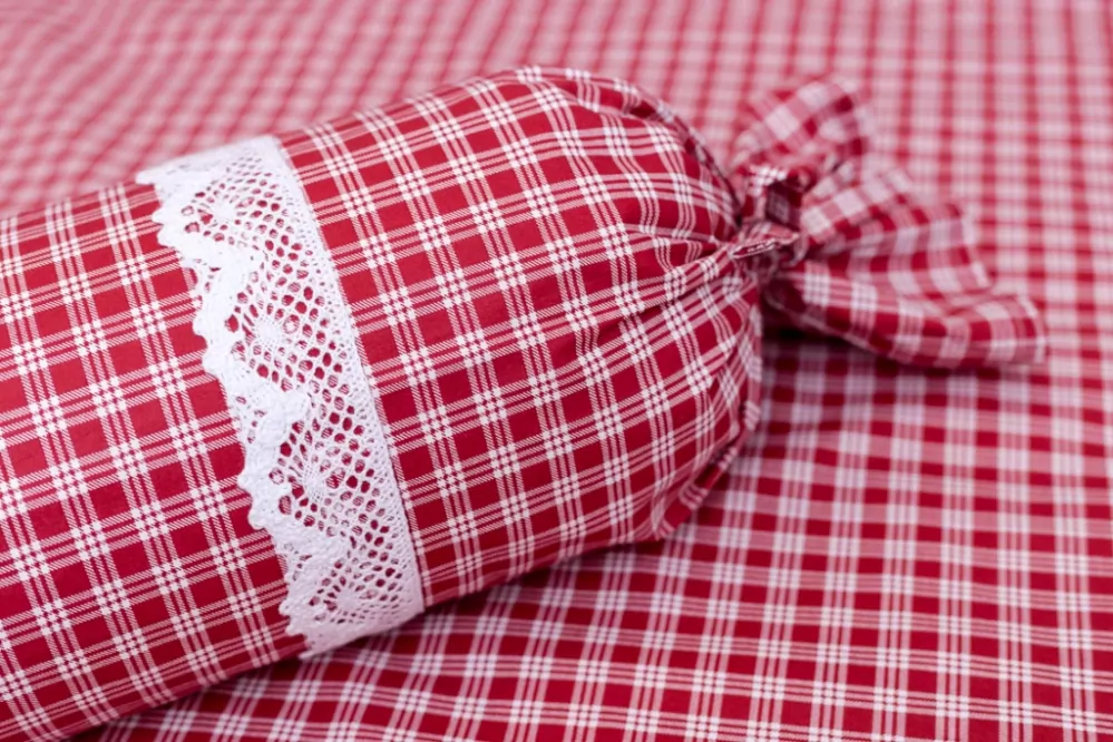 Krepové povlečení ČERVENÁ KOSTIČKA pozitiv - 1x 200/200, 2x 70/90