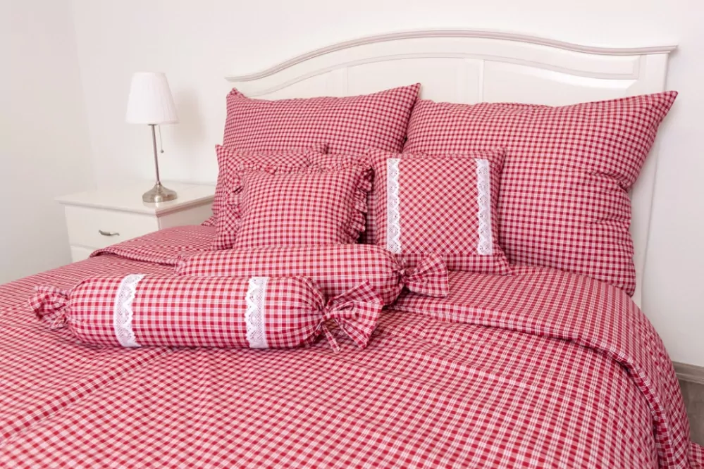 Krepový povlak ČERVENÁ KOSTIČKA pozitiv - 1x 70/50