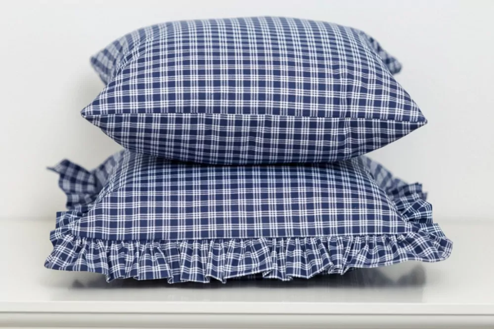 Krepové povlečení MODRÁ KOSTIČKA pozitiv - 1x 140/220, 1x 70/90