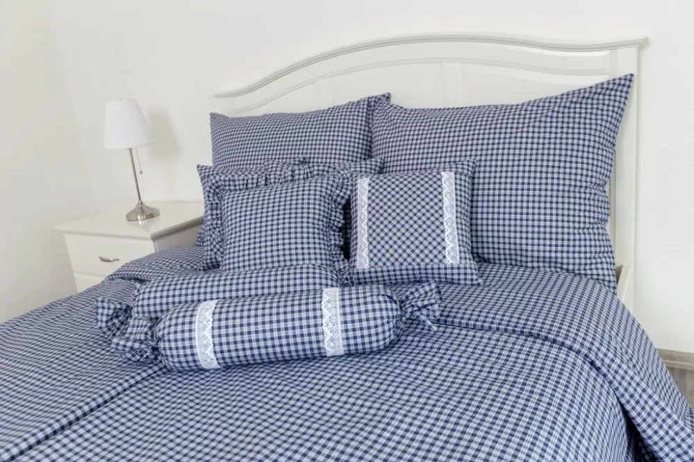 Krepové povlečení MODRÁ KOSTIČKA pozitiv - 1x 240/200, 2x 70/90