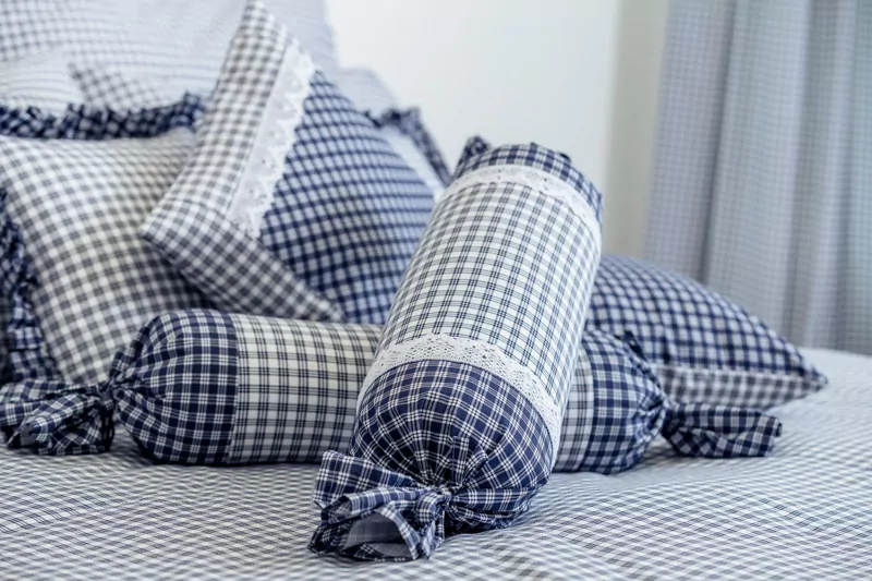 Krepové povlečení MODRÁ KOSTIČKA negativ/pozitiv - 1x 240 x 220 + 2x 70 x 90