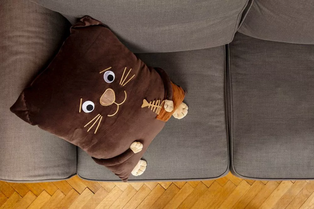 Plyšák - polštářek z mikrospandexu - KOCOUREK malý