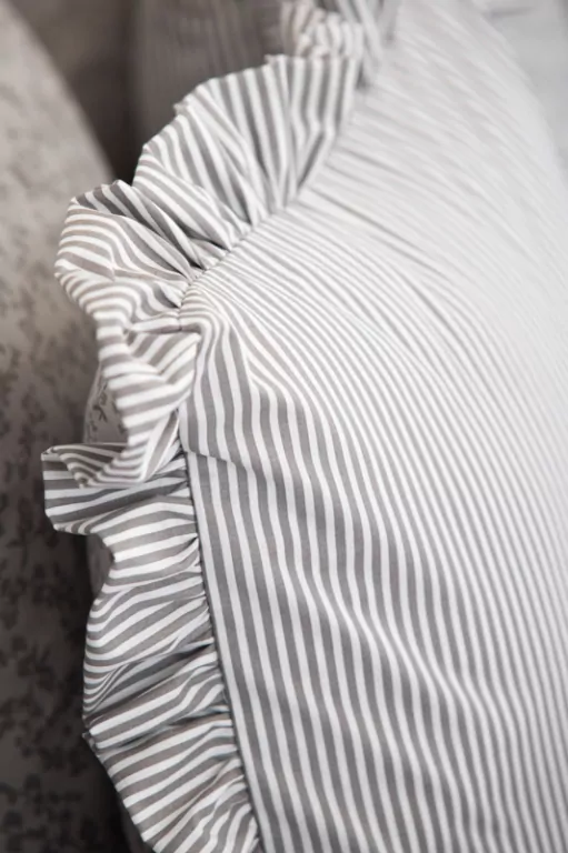 Krepový povlak LATA ŠEDÁ / ŠEDÝ PROUŽEK - 1x 70/50