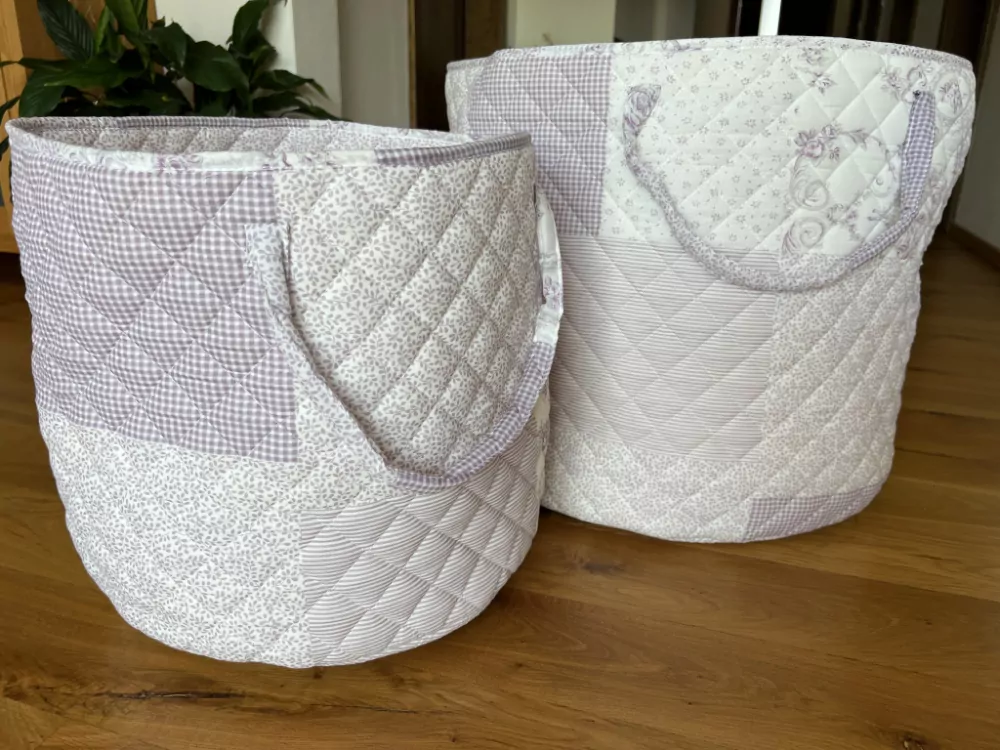 Úložný koš DELUXE prošívaný PATCHWORK lila - průměr 50cm