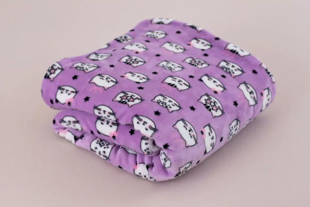 Deka mikroflanel s BERÁNKEM FIALOVÉ KOČIČKY 150x100 cm 