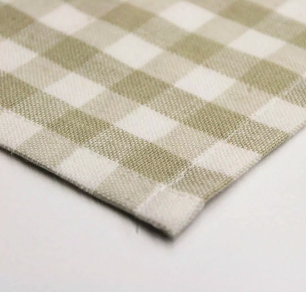 Ubrus a prostírání kanafas - červený