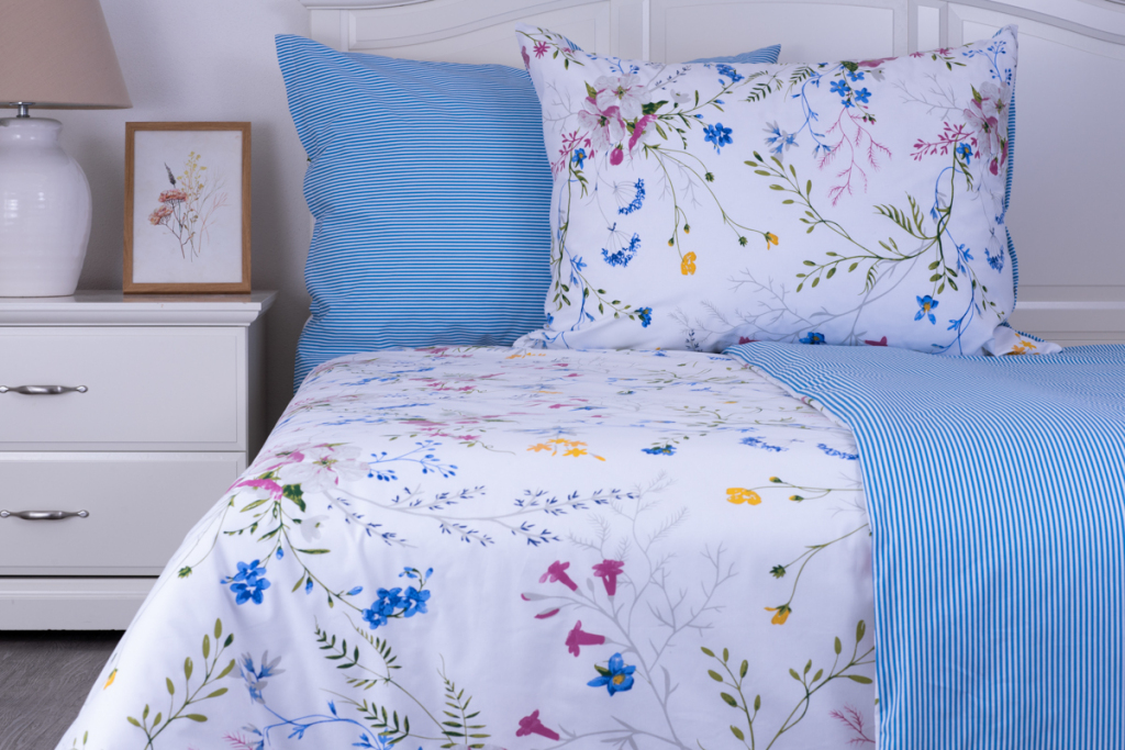 Bavlněné povlečení LOUKA/PROUŽEK modrý - 140/220 + 70/90