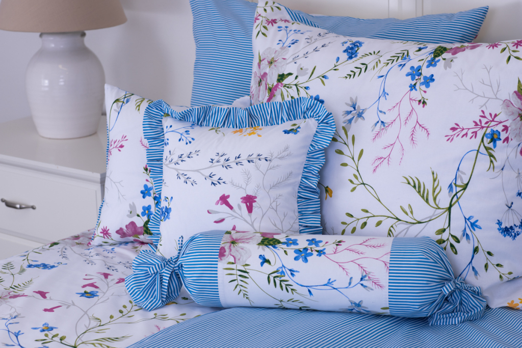 Krepový povlak LOUKA/PROUŽEK modrý