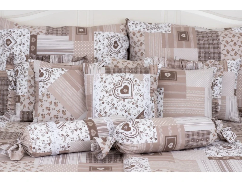 Dekorativní krepové povlaky BÉŽOVÝ PATCHWORK