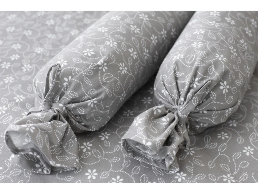 Flanelový povlak váleček Stickerei šedé - 50x15 cm