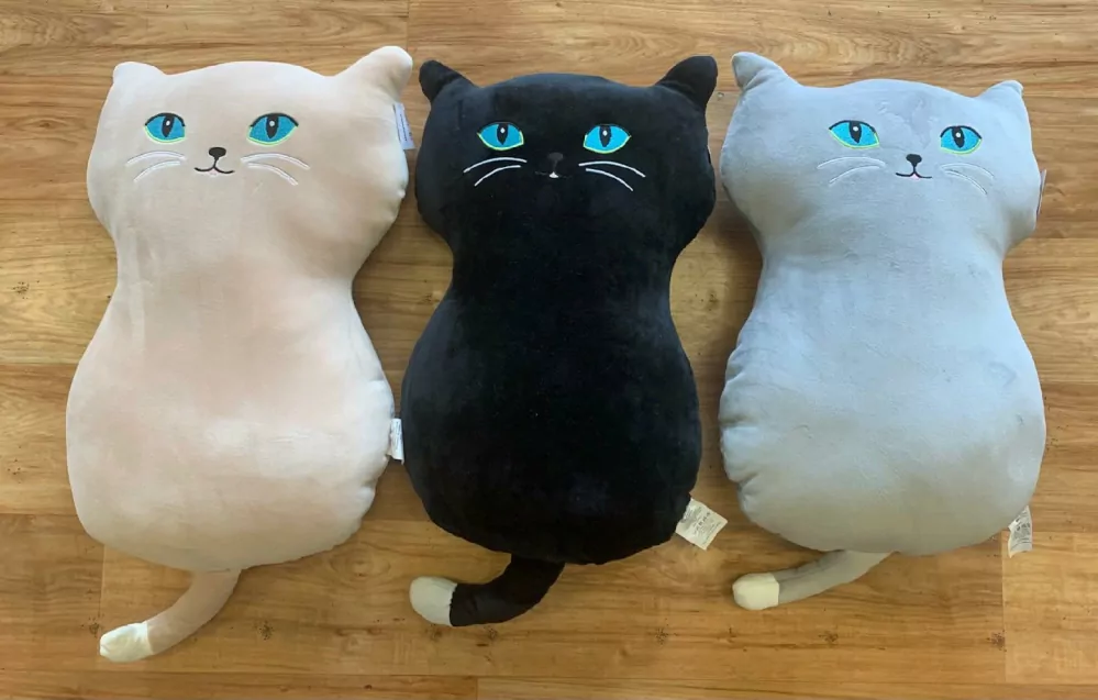 Polštářek, plyšák KOČKA mikrospandex 50cm - světle šedá