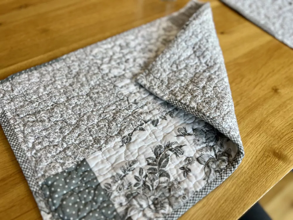 Prostírání DELUXE prošívané PATCHWORK TAUPE - 30 x 40cm