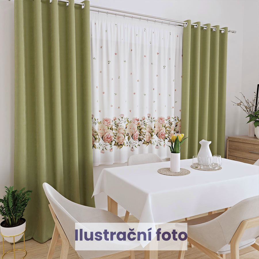 Kusová voálová záclona Růže 