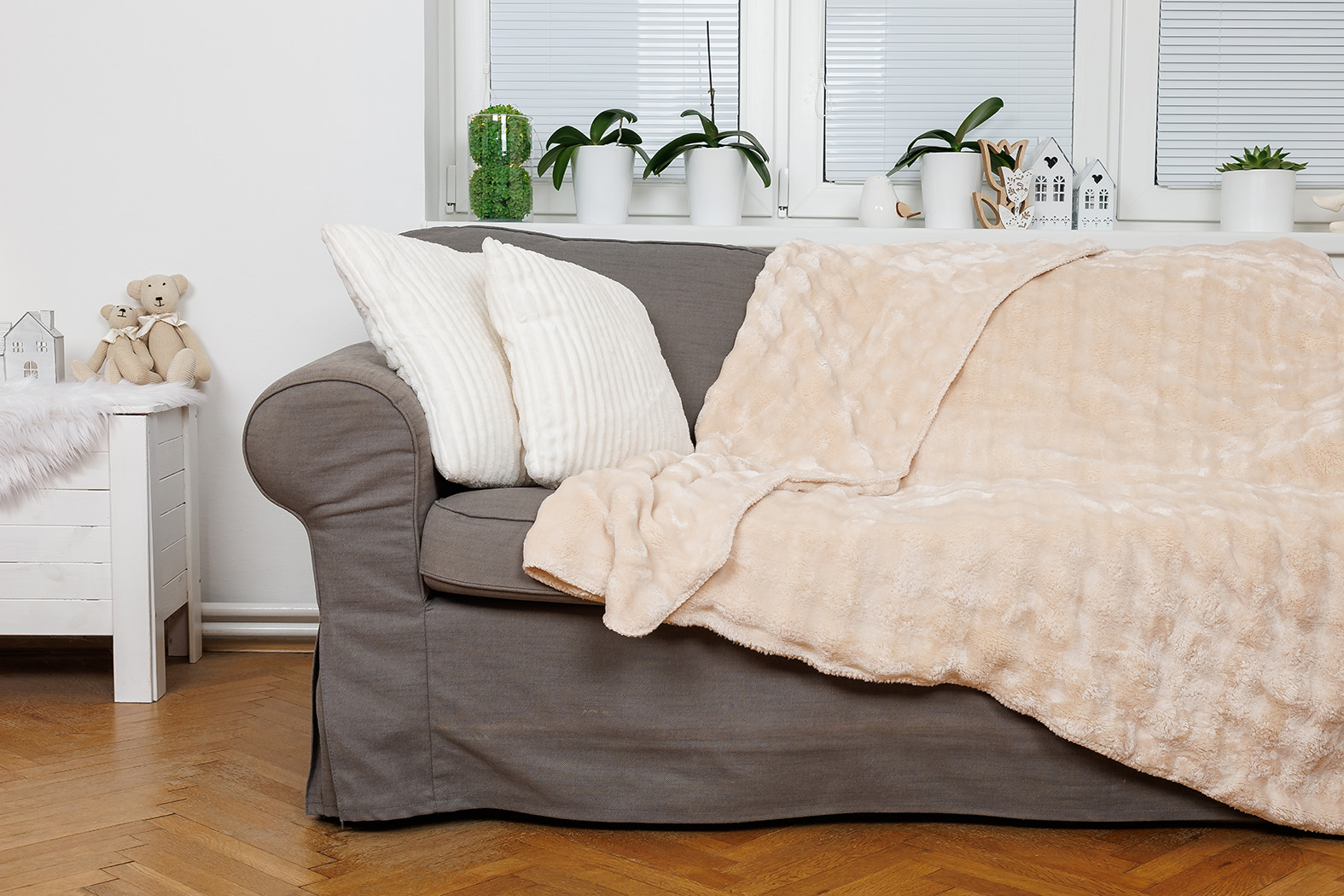 Deka mikroflanel Stella OBLÁČKY - béžová