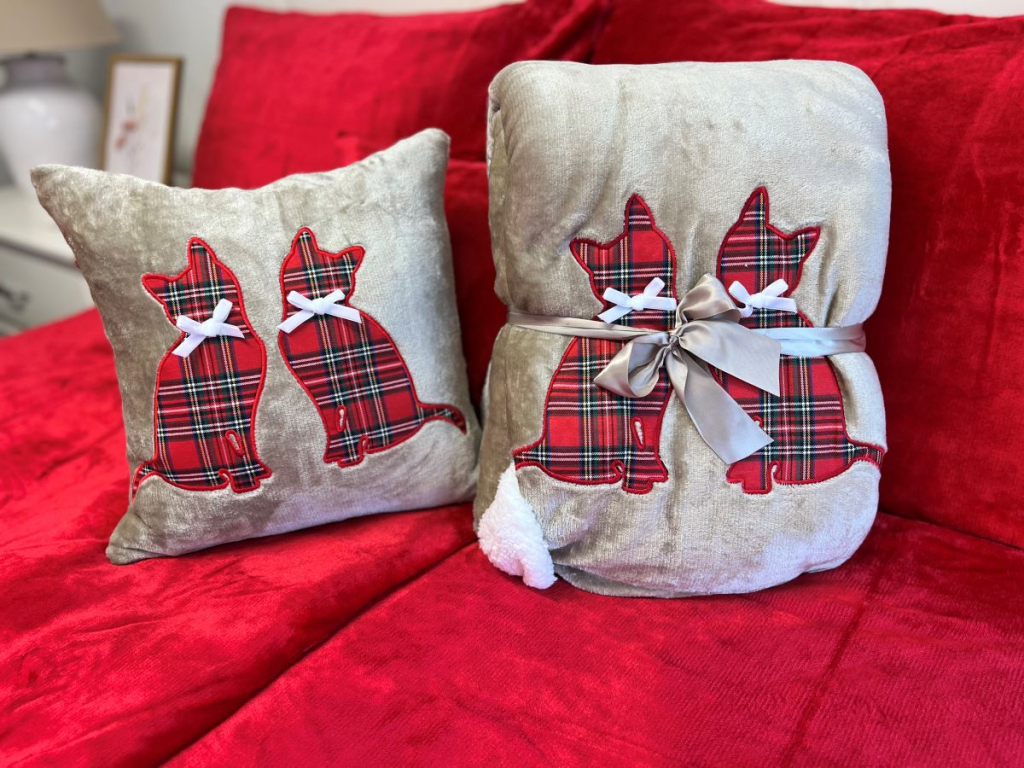 Dětská deka s beránkem KOČKY béžové - 150x100 cm