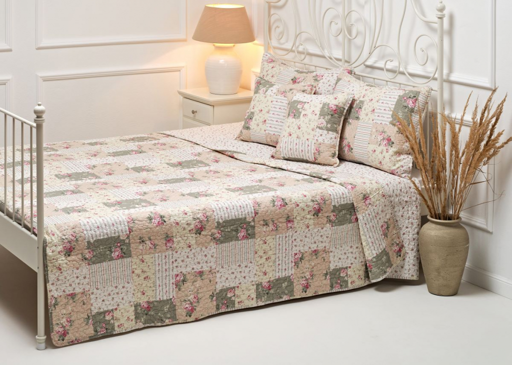 Oboustranný prošívaný přehoz DELUXE PATCHWORK olivový - 140/200 cm