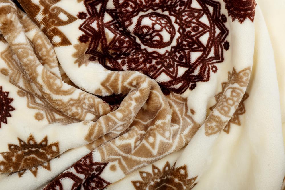 Povlečení mikroflanel MANDALY VANILKA - 70x90 + 140x200 cm