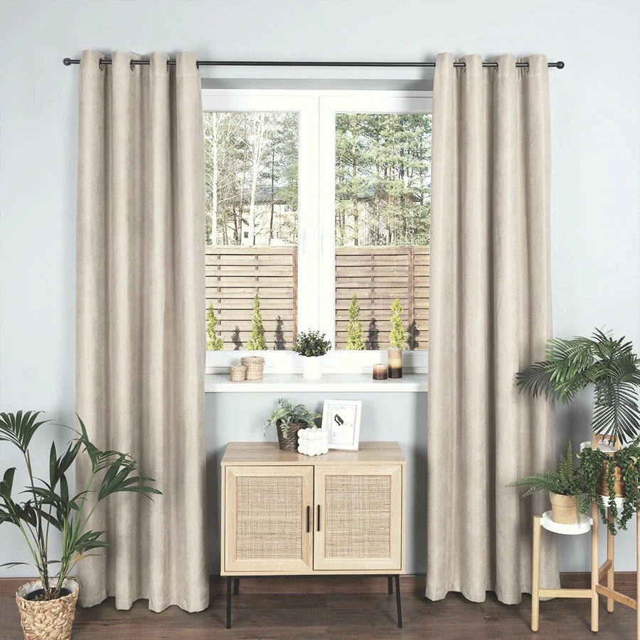 Kusový závěs s kroužky MILAS krémový - 250x140cm