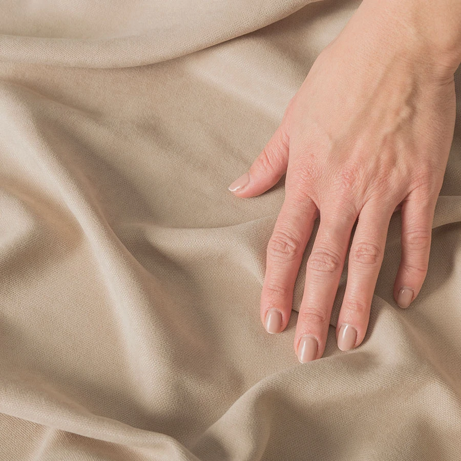 Kusový závěs s kroužky MILAS béžový - 250x140cm