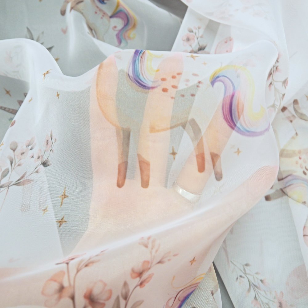 Dětská záclona metráž voál Jednorožec, výška 157 cm