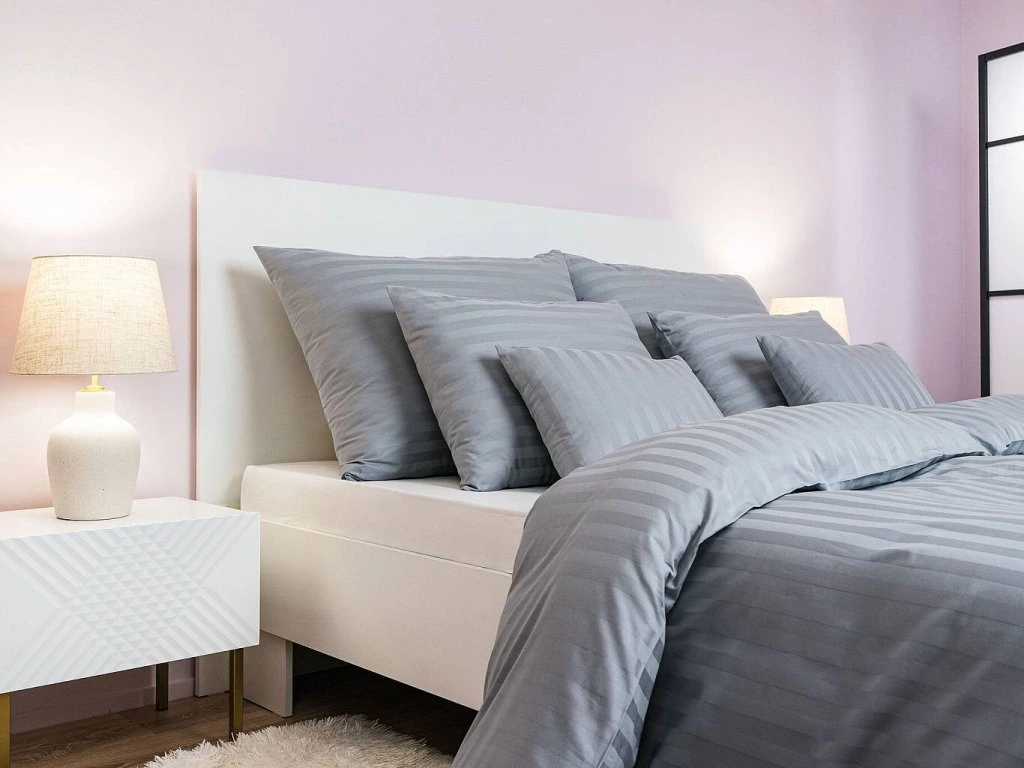 Povlak damašek atlas grádl - PROUŽEK 2,5 cm šedý 70x90 cm