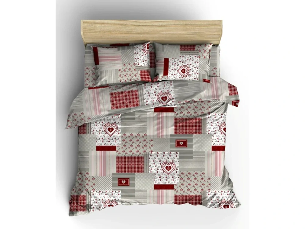 Flanelové povlečení Červený patchwork srdíčka