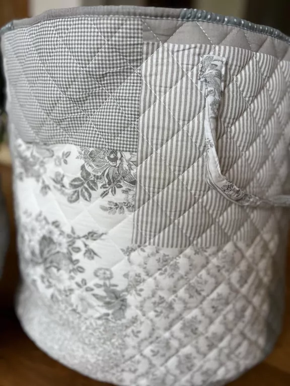 Úložný koš DELUXE prošívaný PATCHWORK TAUPE - průměr 38cm
