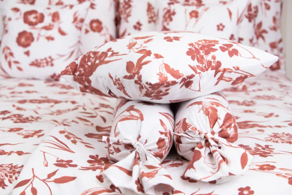 Flanelový povlak váleček FLORA terakota NEGATIV - 50/15