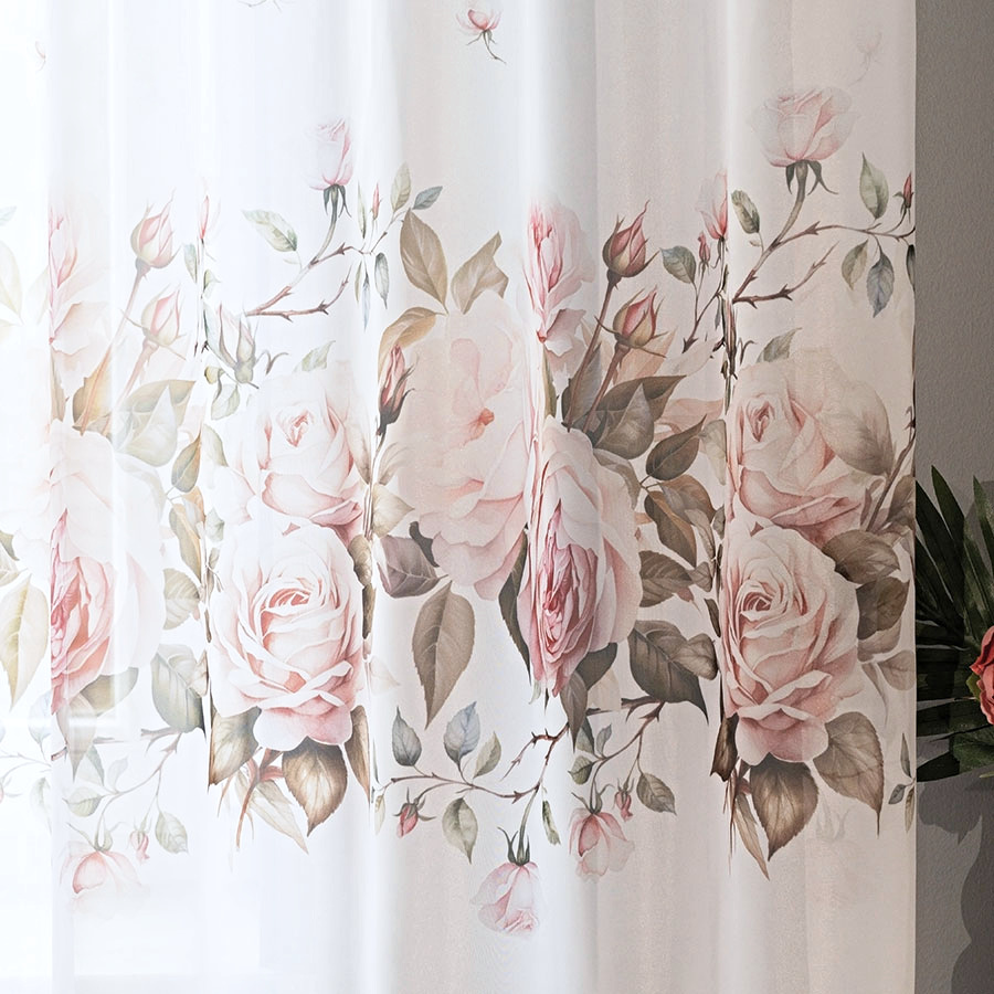 Kusová voálová záclona Růže 