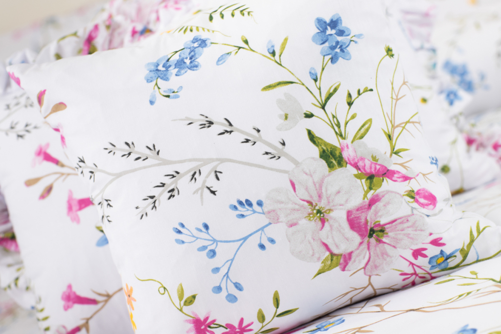 Povlak krep prošitý s krajkou LOUKA - 40/40