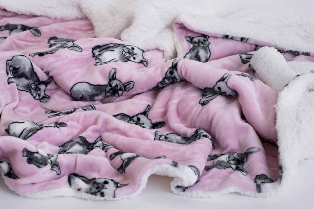 Deka mikroflanel s BERÁNKEM PEJSCI - 150 x 200 cm