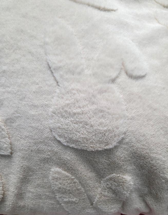 Povlak mikroplyš 3D KRÁLÍK 40x40 cm béžový