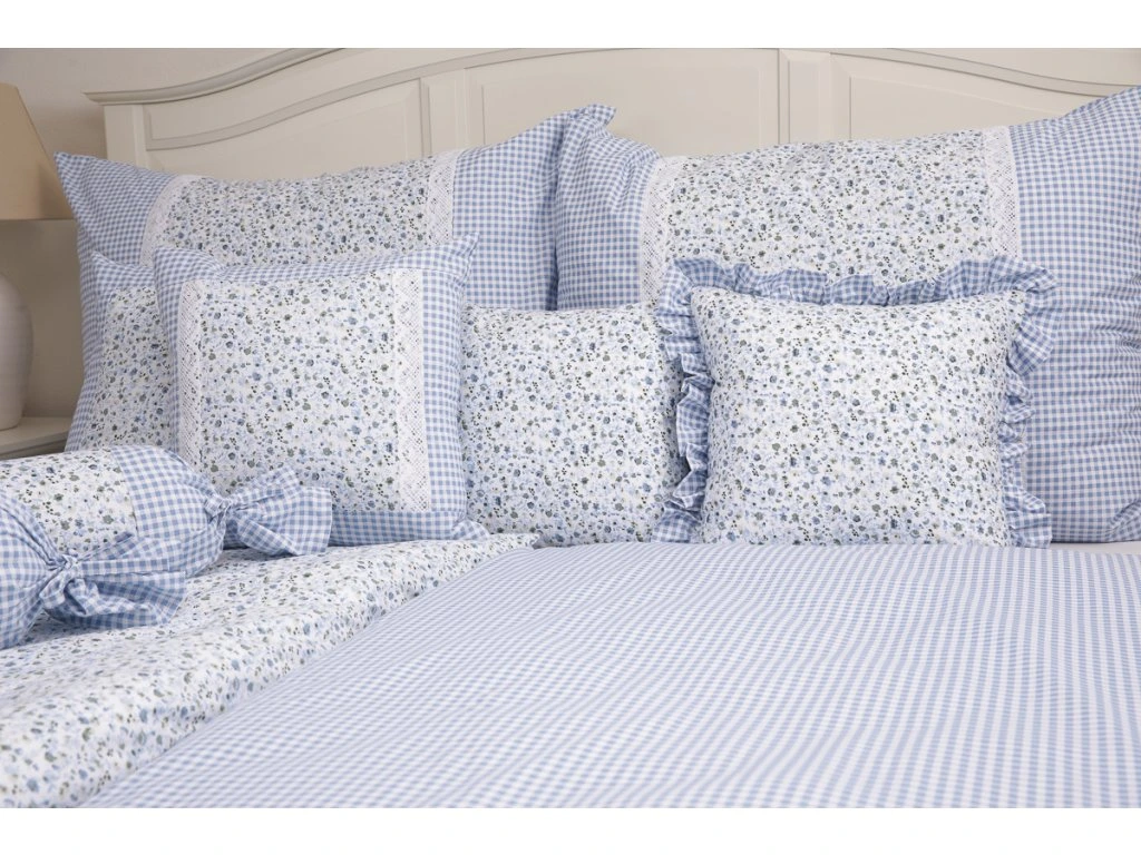 Bavlněné povlečení s krajkou INÉS s modrou pepito kostičkou