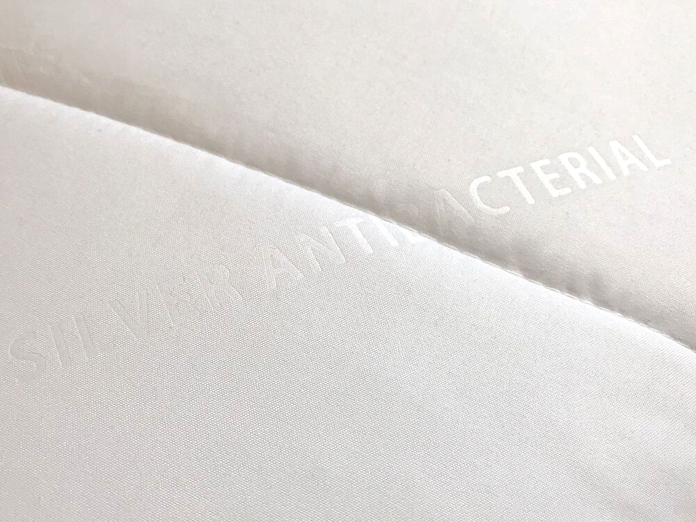 Celoroční prošívaná přikrývka Dadka SILVER 135x200cm