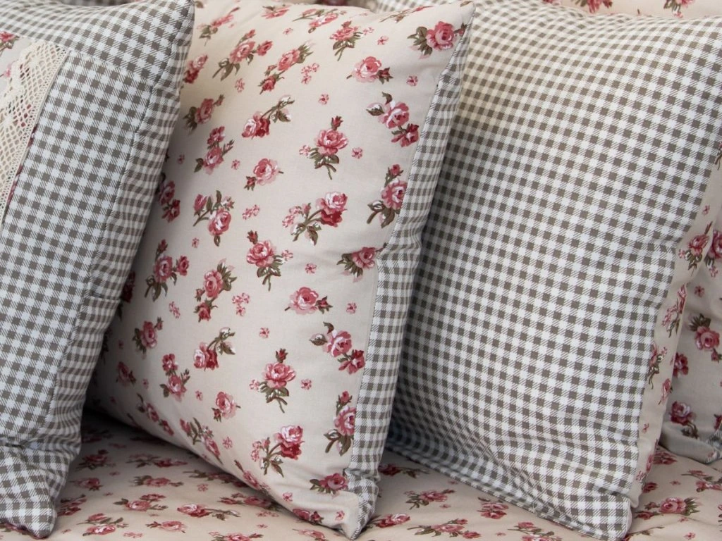 Bavlněné povlečení RŮŽIČKA MANON/pepito - 240x200 + 2ks 70x90