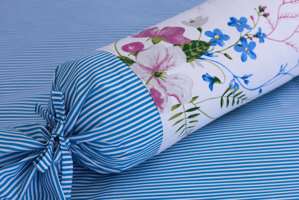 Krepový povlak LOUKA/PROUŽEK modrý