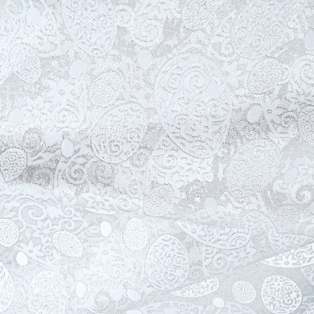 Velikonoční běhoun v metráži Stříbrná vejce