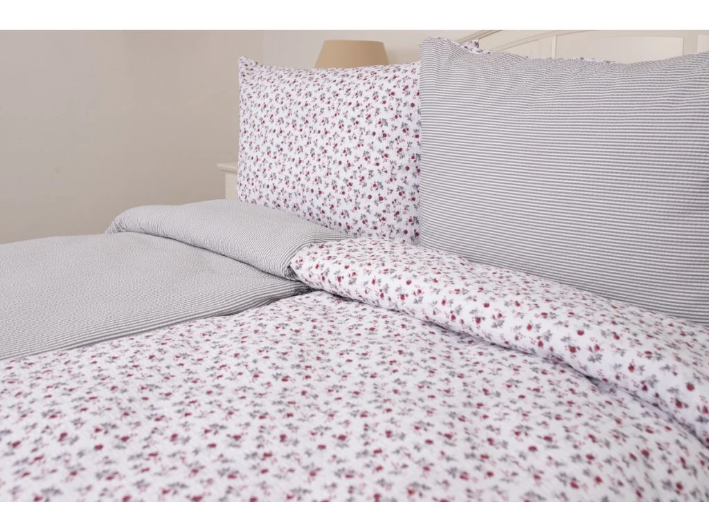 Krepové povlečení KYTIČKA BORDÓ / šedý proužek – 220x200 + 2ks 70x90