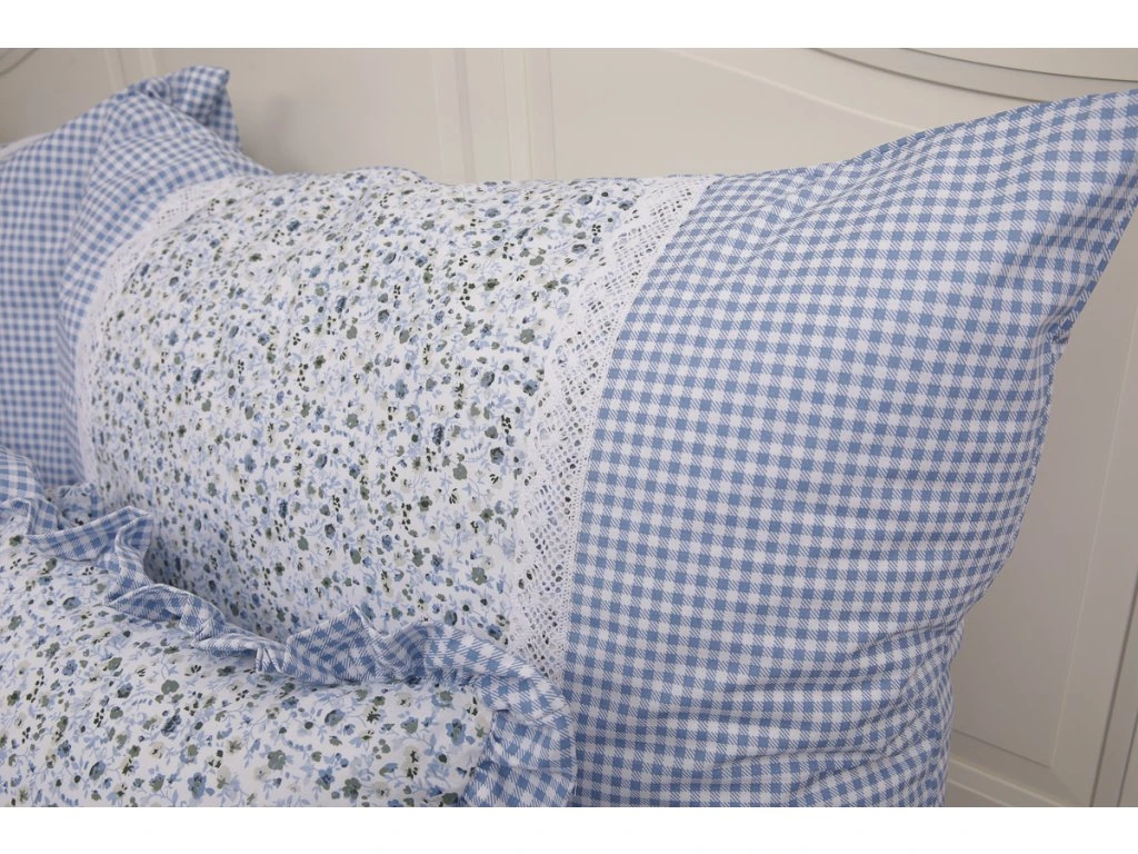 Bavlněné povlečení s krajkou INÉS s modrou pepito kostičkou