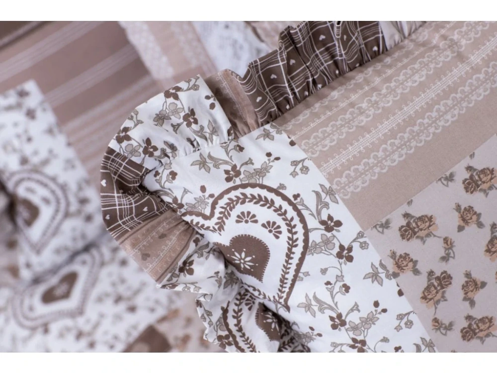 Dekorativní krepové povlaky BÉŽOVÝ PATCHWORK