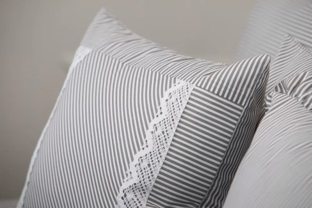 Krepové povlečení ŠEDÝ DROBNÝ PROUŽEK - 140/200 + 70/90