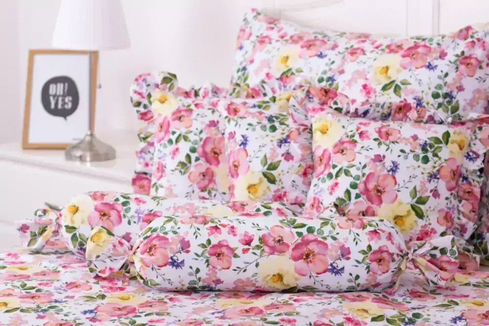 Bavlněné povlečení ČAJOVÁ RŮŽE - 140/200 + 70/90