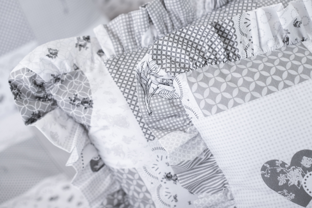 Krepové povlečení PATCHWORK DOVE - 140/200 + 70/90