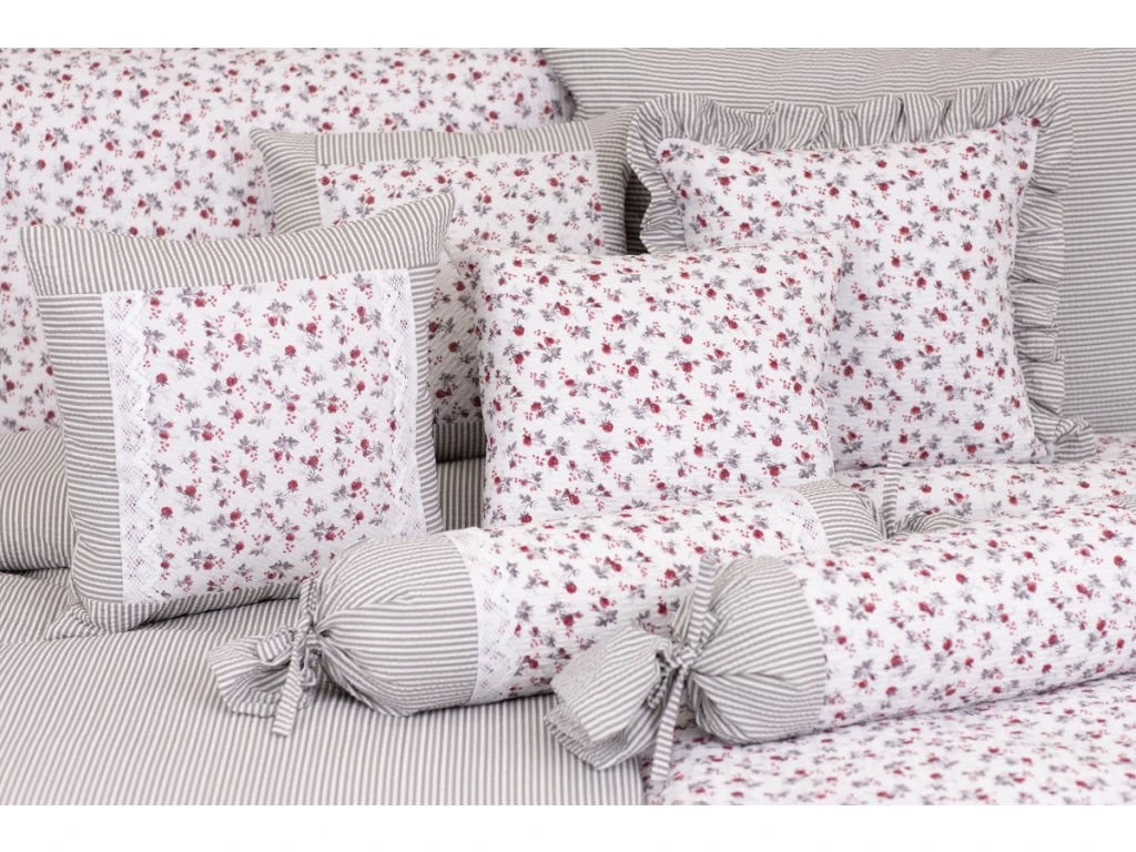 Krepové povlečení KYTIČKA BORDÓ / šedý proužek – 220x200 + 2ks 70x90
