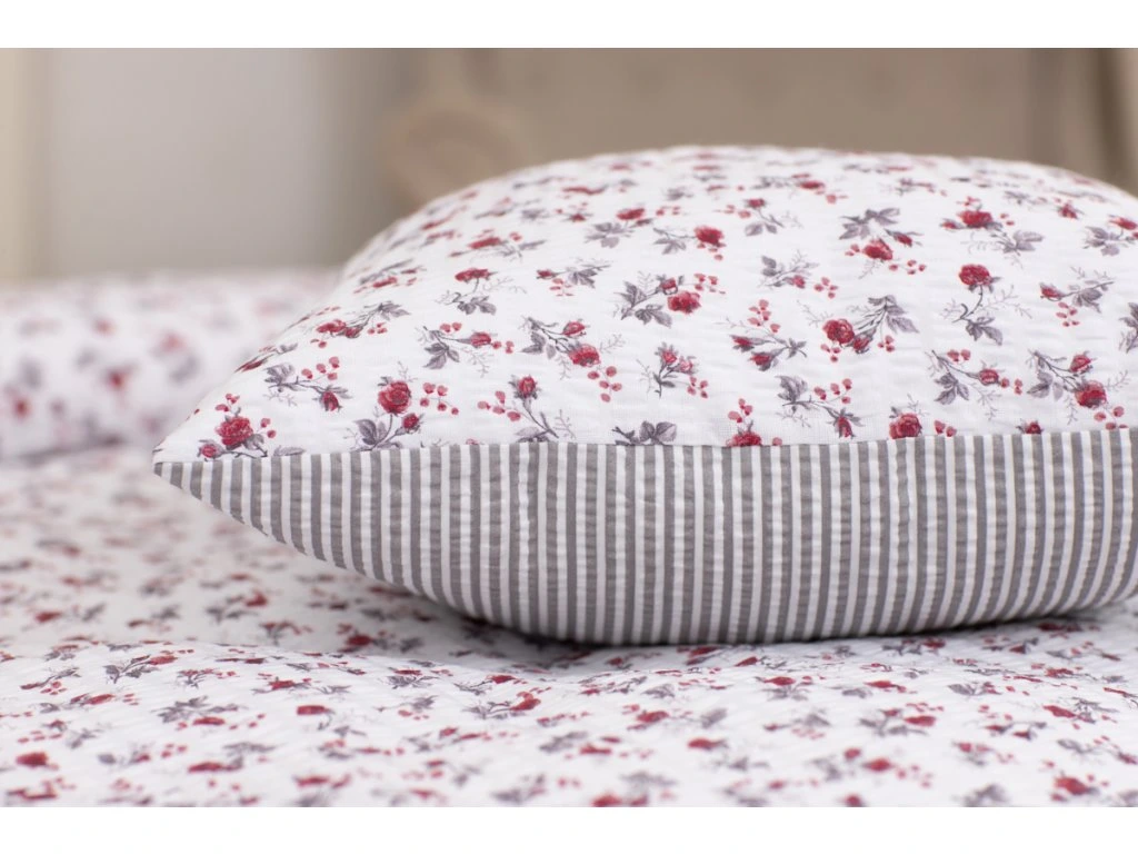 Povlak bavlna KYTIČKA BORDÓ / šedý proužek - 40x40 cm