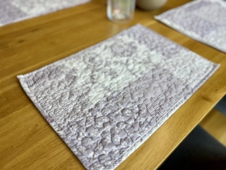 Prostírání DELUXE prošívané PATCHWORK LILA - 30 x 40cm