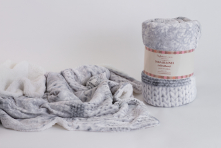 Deka mikroflanel s BERÁNKEM MODROŠEDÝ COPÁNKOVÝ VZOR - 150 x 200 cm