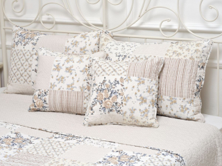 Oboustranný prošívaný povlak DELUXE PATCHWORK ALLURE - 50/70 cm