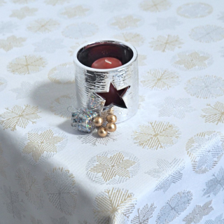 Vánoční teflonový ubrus SNĚHOVÉ VLOČKY